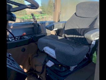 John Deere 8650 Tractor