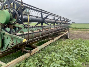 John Deere 9600 and 930 Front