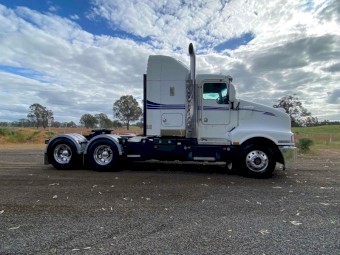 T604 Kenworth Prime Mover