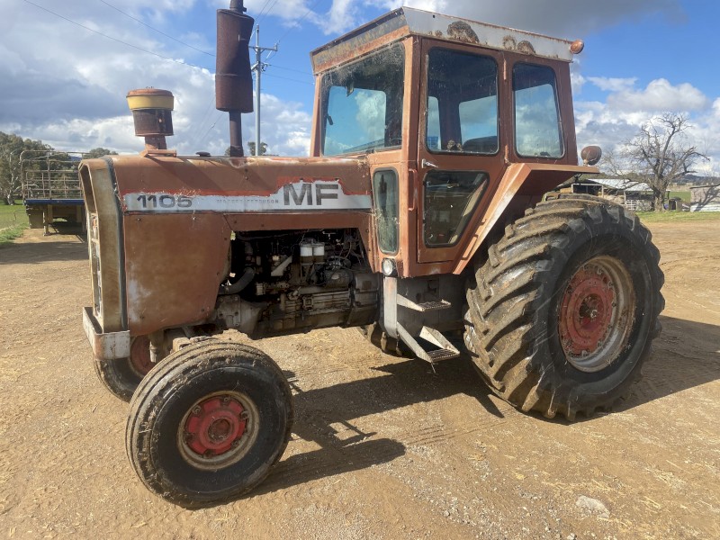 Massey Ferguson 1105 Tractor