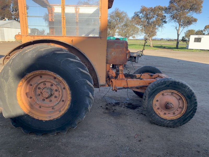 Chamberlain Countryman Tractor