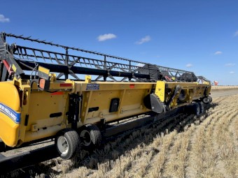 New Holland 40ft Flex Draper Front