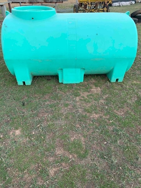Rapid spray 3000 litre tank