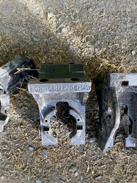 Horwood Bagshaw spring brackets