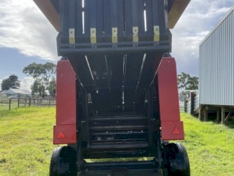 Case 628 round baler