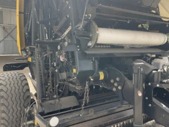 2017 New Holland RB180 Crop Cutter