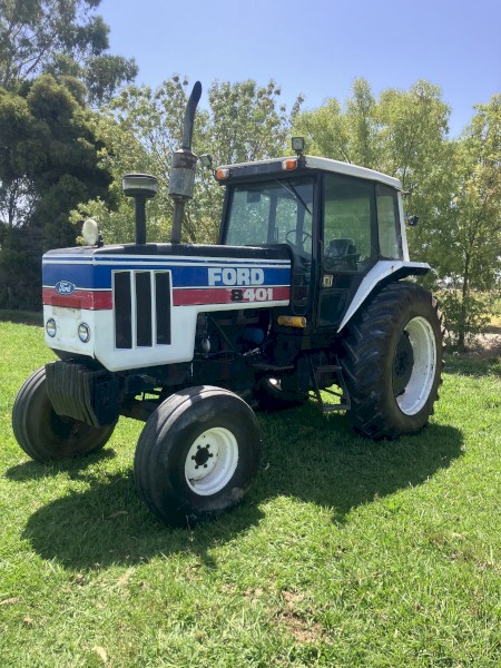 Ford 8401 Tractor 