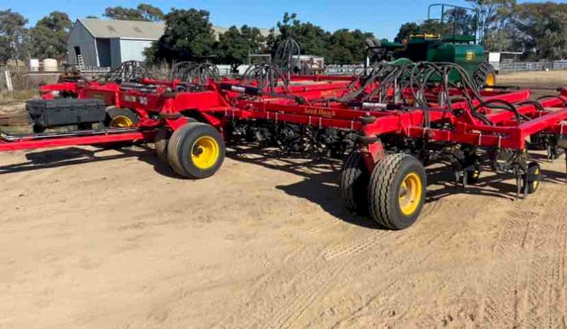 2019 Seed Hawk Vaderstad 40ft Airseeder Bar