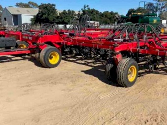 2019 Seed Hawk Vaderstad 40ft Airseeder Bar