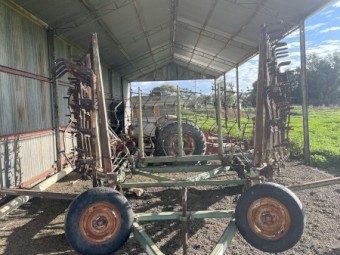 42ft Horword Bagshaw harrows 