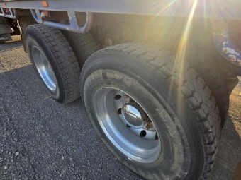 2006 Iveco Stralis Tray Truck