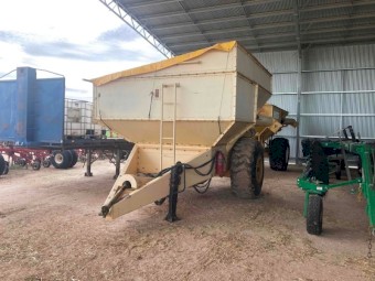 Farm Store 23t Chaser Bin