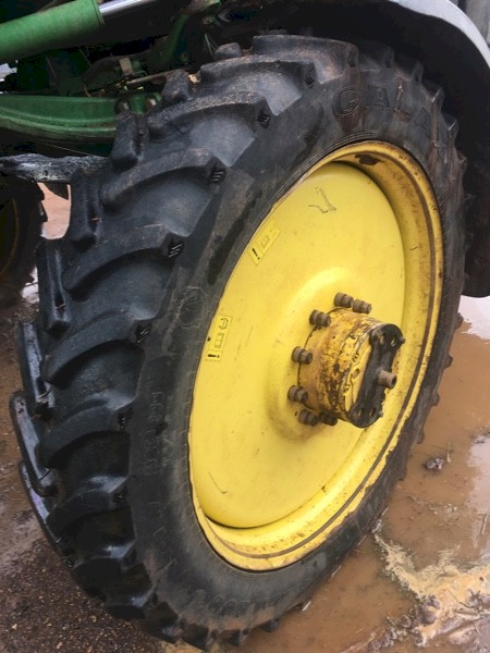 Rims And Tyres 320/80R42