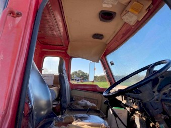 Nissan UD CK30 Truck