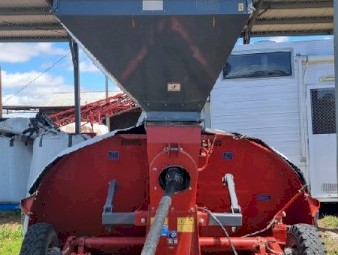 2014 Mainero Grain Bag Inloader