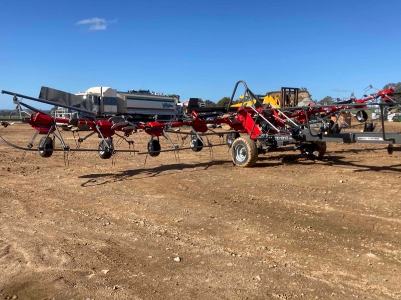 2020 Massey Ferguson Tedder 1310T Hay Rake