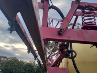 Hardi 2720 gooseneck sprayer 