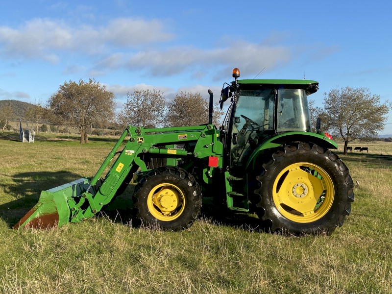 *Reduced price - 2015 John Deere 6100D with FEL & Bucket | Farm Tender