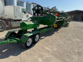 2020 740d John Deere Front