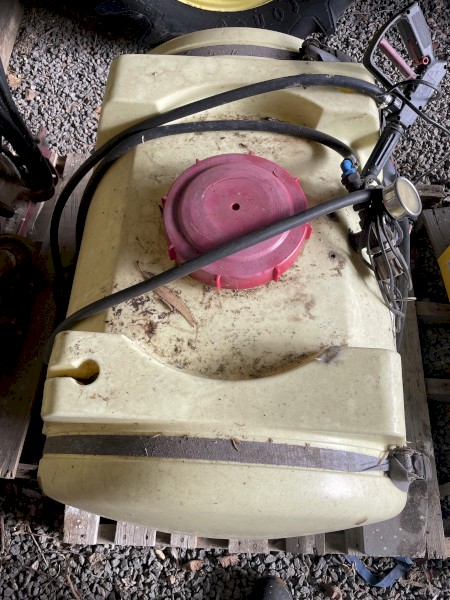 Hardie 12 V Spot Sprayer 