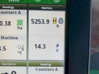 2015 John Deere 7230R & Loader