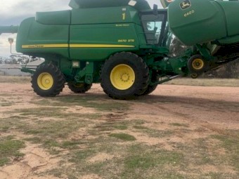 2008 John Deere 9670 Header with John Deere 640D Front