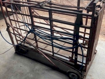 Sheep Manual Weight Crate