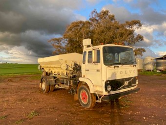 F7 Volvo with 880 Marshall Spreader