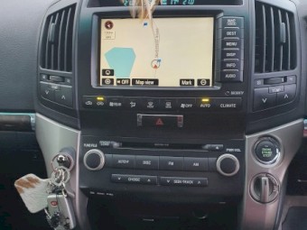 Toyota Landcruiser 200 Series Sahara Wagon