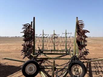 Horwood Bagshaw Leaf Harrows