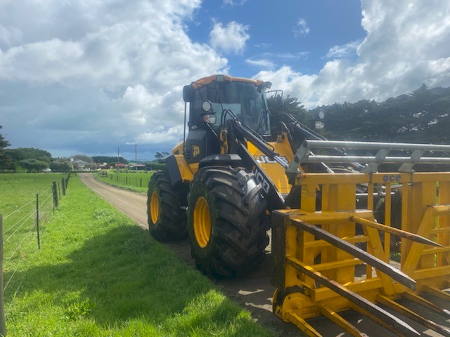 JCB 427 HT Loader