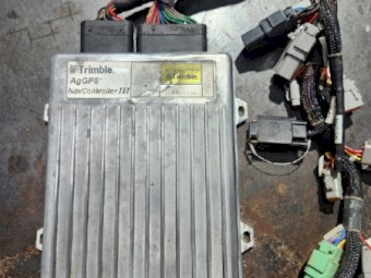 Trimble Nav Controller 3 with radio and harness