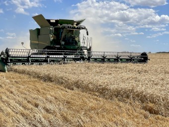 2022 John Deere RD40F Draper Front