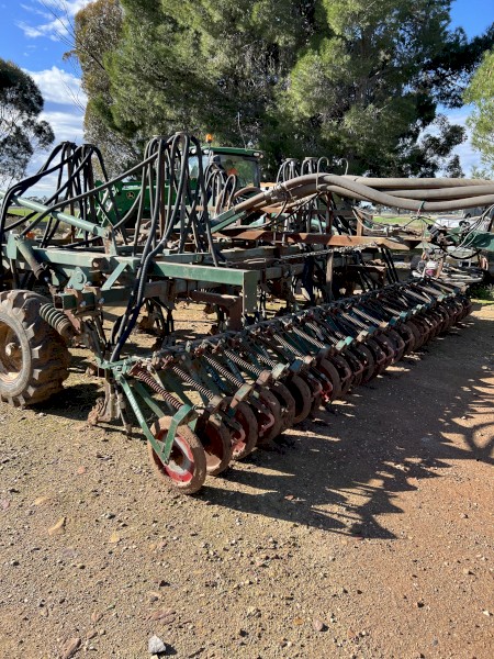 John Shearer Universal Bar