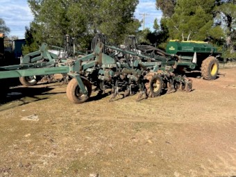 John Shearer Universal Bar