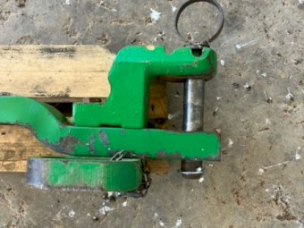John Deere 8000 Series CAT 3 Draw Bar