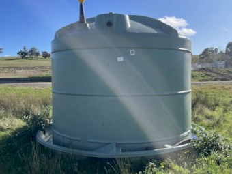 Rapidplas 25,000 litre tank/trough combo