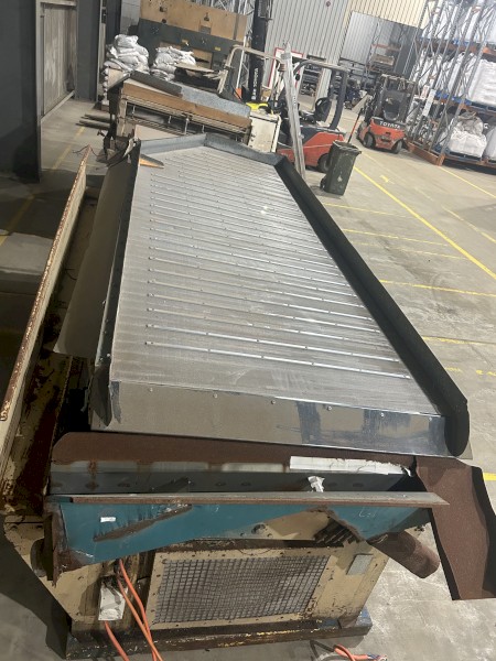 Grain gravity tables model 240