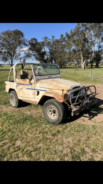 Toyota Landcruiser FJ40 