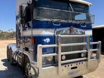 2004 Kenworth K104 Prime Mover