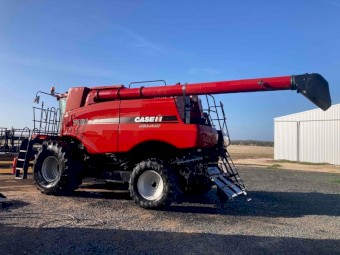 Case 7088 Header with 40ft 2152 front