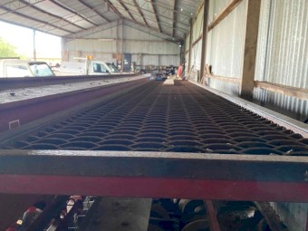 International 511 Disc Combine