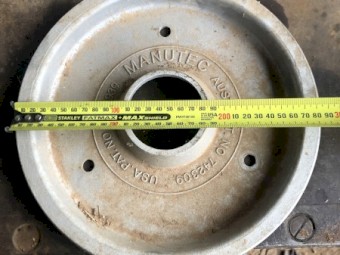 Manutec Press Wheel Tyres