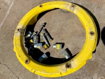 900kg John Deere Weights