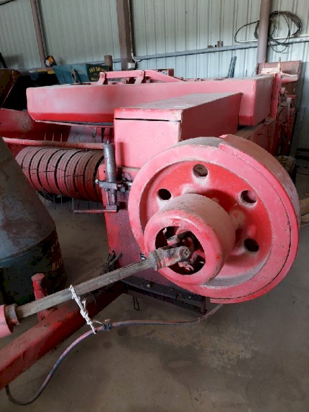 Massey Ferguson 12 Small Square Baler