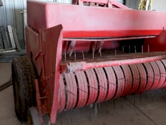 Massey Ferguson 12 Small Square Baler
