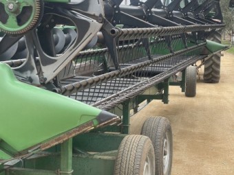 EOI John Deere 930D Draper Front