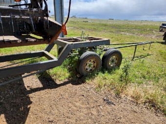 MacDon 962 Draper front 36' with 871 CAT adapter 