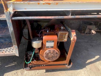 Cherry Picker with independent petrol engine pump