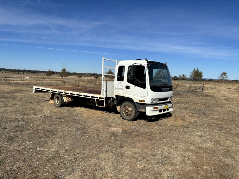 1996 Isuzu FRR550 Tray Truck